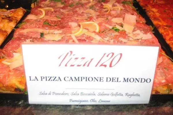 Pizza in Teglia Campione del Mondo - Particolare