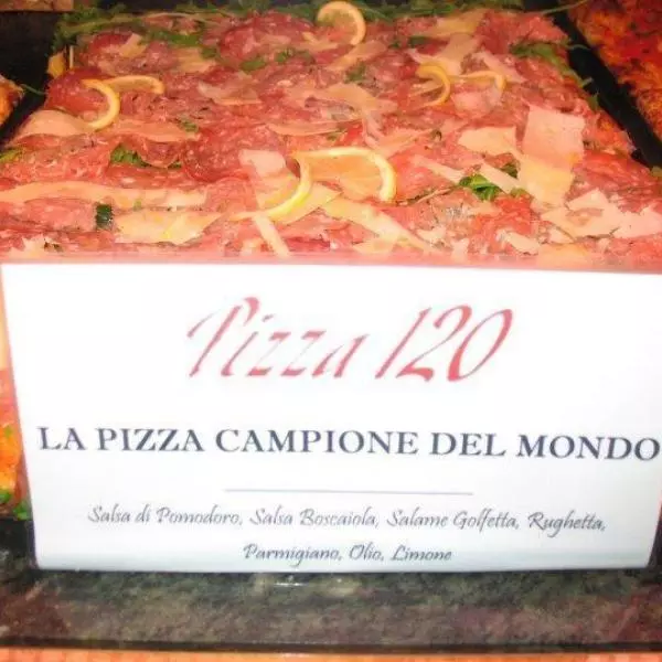 Pizza in Teglia Campione del Mondo - Particolare